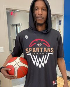 Special thanks to @steelo.brand for these custom designed shooting shirts. Thanks to our sponsors @caresource and @atlsmoothieking